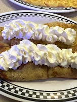 Crepas Dulces Strawberry and Peaches