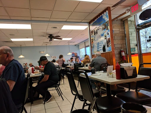 Mauri's Family Restaurant photo 7
